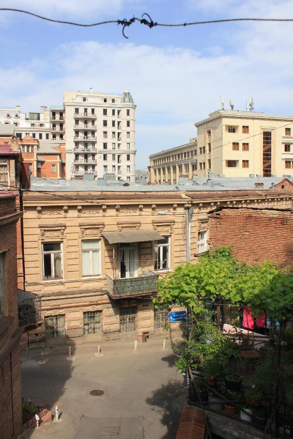 Valiko Hotel Tbilisi Exterior photo