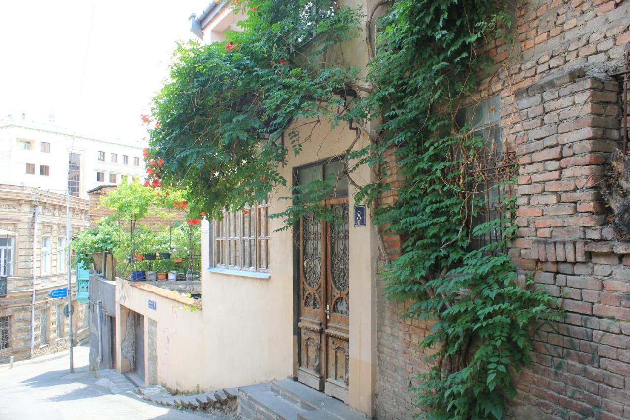 Valiko Hotel Tbilisi Exterior photo